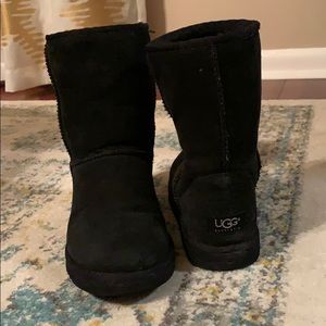 Ugg short boot
